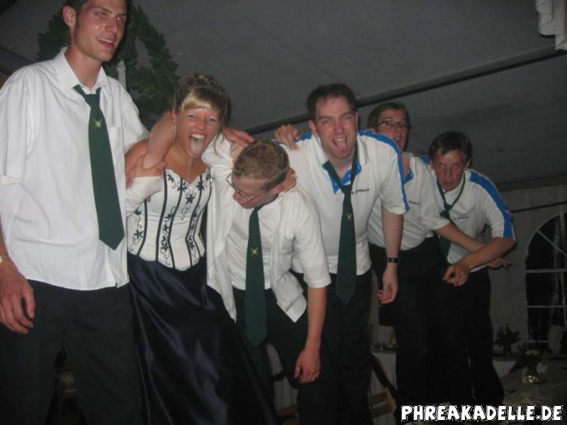 Schtzenfest Ottbergen Sonntag Montag 360.jpg